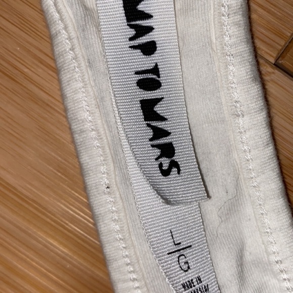 White crop top - Picture 2 of 2